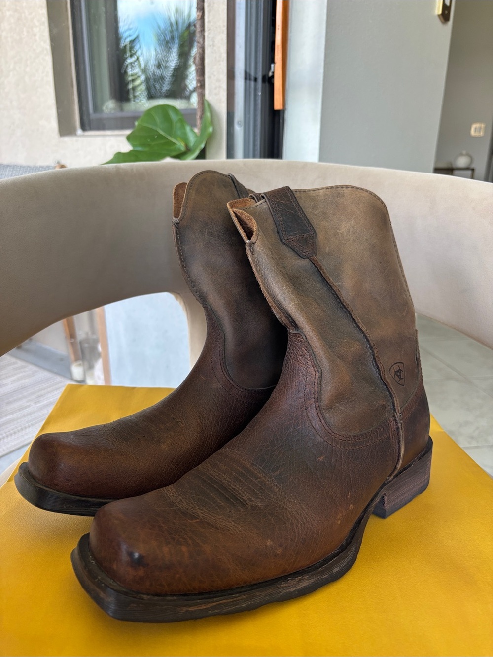 Ariat Men's Brown Leather Boots - Picture 2 of 11